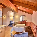 Regina Guest house 3*