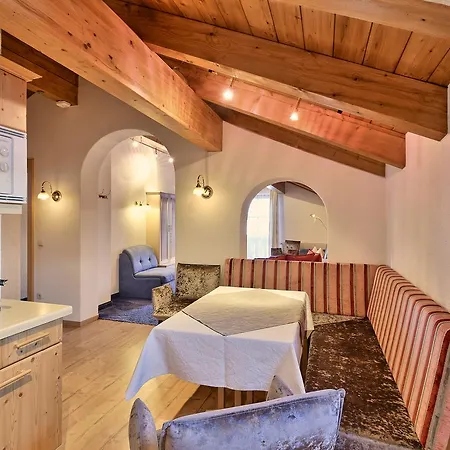 Regina Guest house 3*